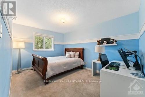 160 Sai Crescent, Ottawa, ON - Indoor Photo Showing Bedroom