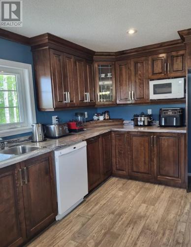 13 Mill Street, Embree, NL - Indoor Photo Showing Kitchen