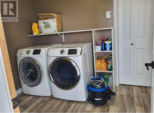 13 Mill Street, Embree, NL - Indoor Photo Showing Laundry Room