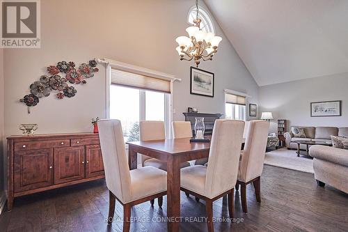 29 Candlelight Crt, Scugog, ON - Indoor Photo Showing Dining Room