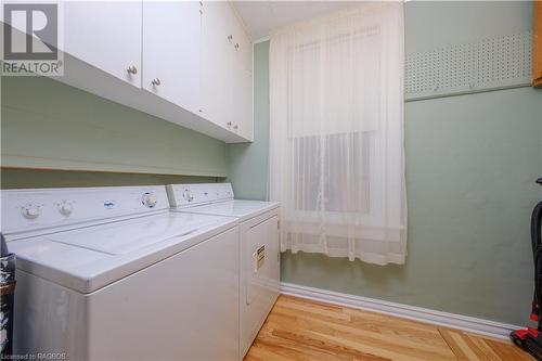 240 High Street, Southampton, ON - Indoor Photo Showing Laundry Room