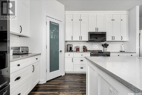 38 Broda Terrace, Moose Jaw, SK - Indoor Photo Showing Kitchen