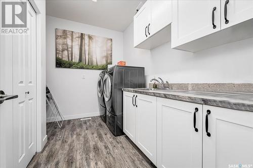 38 Broda Terrace, Moose Jaw, SK - Indoor Photo Showing Laundry Room