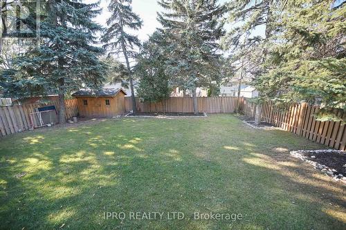 1242 Montclair Drive, Oakville, ON - Outdoor With Backyard