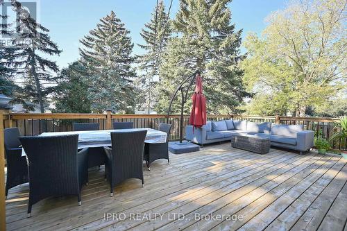 1242 Montclair Dr, Oakville, ON - Outdoor With Deck Patio Veranda With Exterior