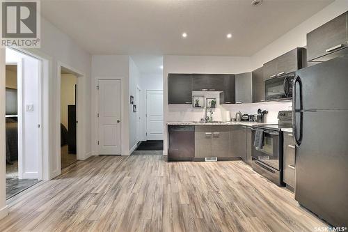 5334 Mckenna Crescent, Regina, SK - Indoor Photo Showing Kitchen With Upgraded Kitchen