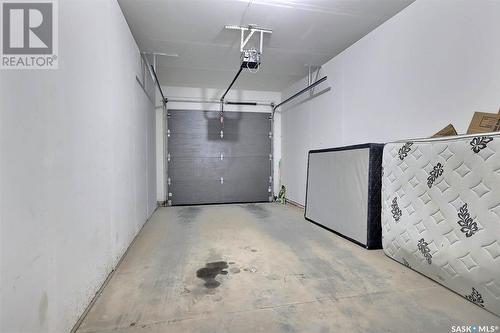 5334 Mckenna Crescent, Regina, SK - Indoor Photo Showing Garage