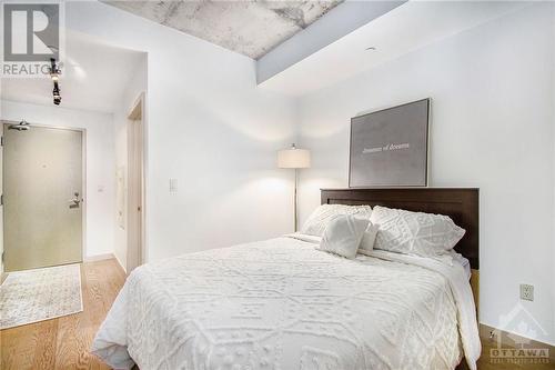 224 Lyon Street N Unit#1014, Ottawa, ON - Indoor Photo Showing Bedroom
