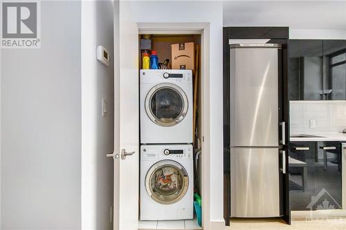 224 Lyon Street N Unit#1014, Ottawa, ON - Indoor Photo Showing Laundry Room