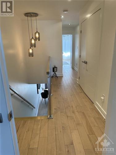 420 Athlone Avenue, Ottawa, ON - Indoor Photo Showing Other Room