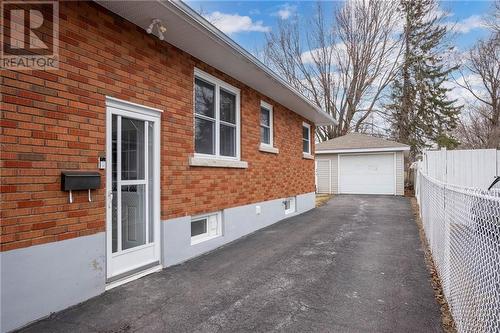 325 Fifth Street E, Cornwall, ON - Outdoor With Exterior