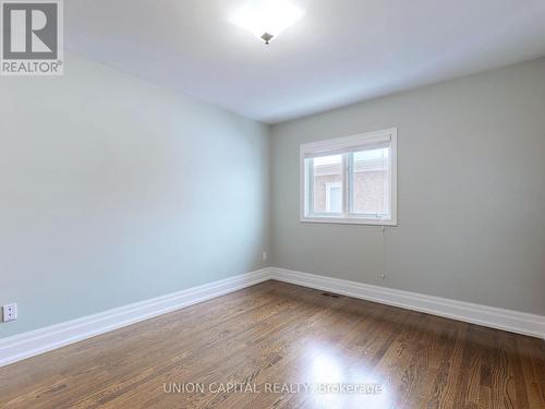91 Springbrook Dr, Richmond Hill, ON - Indoor Photo Showing Other Room