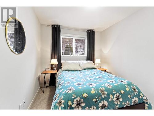 171 17 Street Se Unit# 1, Salmon Arm, BC - Indoor Photo Showing Bedroom