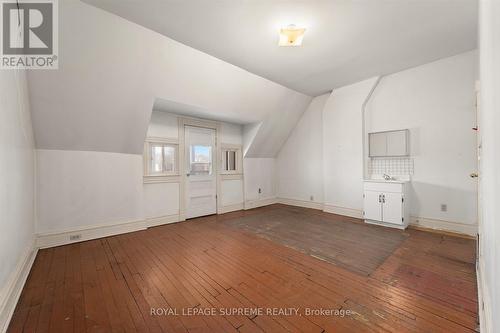 1309 King St W, Toronto, ON - Indoor Photo Showing Other Room