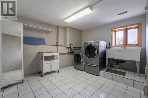 139 Highway 7A, Cavan Monaghan, ON - Indoor Photo Showing Laundry Room