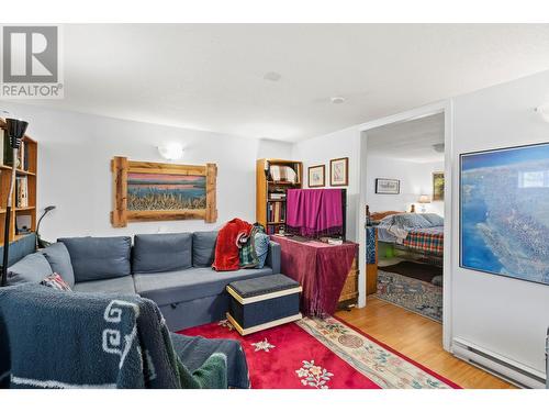 136 Haldane Street, Chase, BC - Indoor Photo Showing Living Room