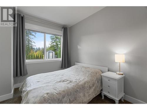 1281 23 Street Se, Salmon Arm, BC - Indoor Photo Showing Bedroom
