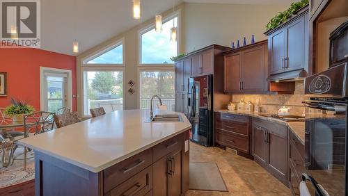 136 Sumac Ridge Drive, Summerland, BC - Indoor Photo Showing Kitchen