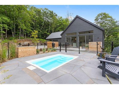 Piscine - 170 Rue Lavigne, Mont-Tremblant, QC - Outdoor With In Ground Pool