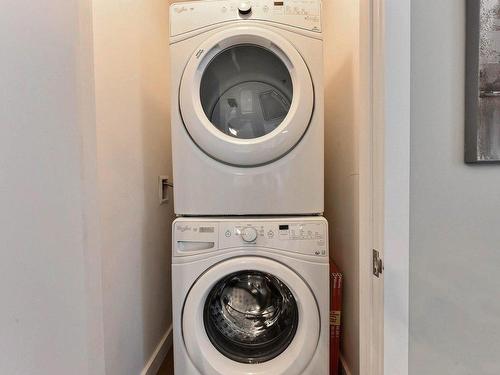 Laundry room - 1108-1220 Rue Crescent, Montréal (Ville-Marie), QC - Indoor Photo Showing Laundry Room