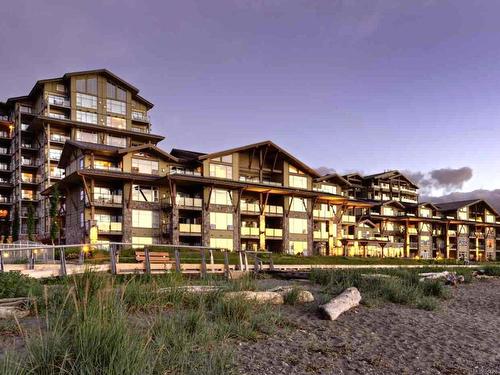 128A-181 Beachside Dr, Parksville, BC - Outdoor With Balcony With Facade