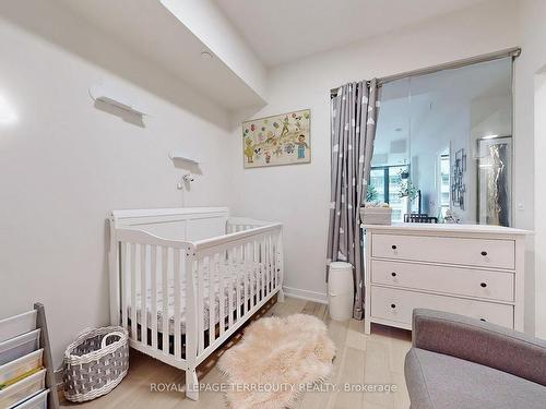 612-840 St Clair Ave W, Toronto, ON - Indoor Photo Showing Bedroom