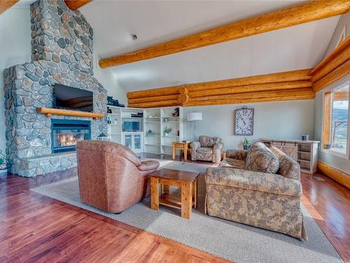 6690 Goose Lake Road, Vernon, BC - Indoor Photo Showing Living Room With Fireplace