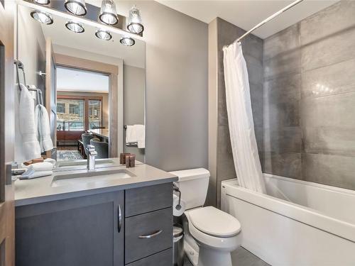 2108-375 Raven Ridge Road, Big White, BC - Indoor Photo Showing Bathroom