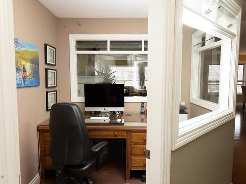 1491 Pine Cres, Kamloops, BC - Indoor Photo Showing Office