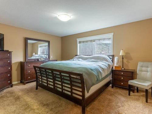 754 Mccurrach Road, Kamloops, BC - Indoor Photo Showing Bedroom