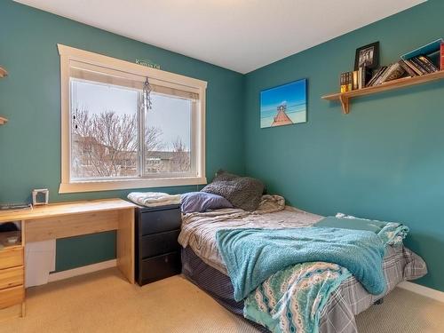 754 Mccurrach Road, Kamloops, BC - Indoor Photo Showing Bedroom