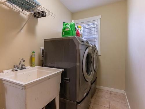 754 Mccurrach Road, Kamloops, BC - Indoor Photo Showing Laundry Room