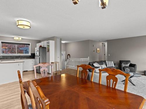 170 Waddington Drive, Kamloops, BC - Indoor Photo Showing Dining Room