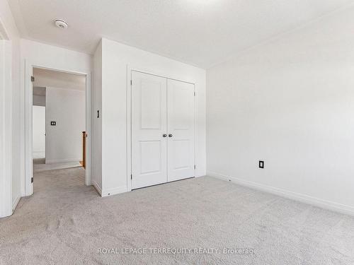 15 Clipper Lane, Clarington, ON - Indoor Photo Showing Other Room