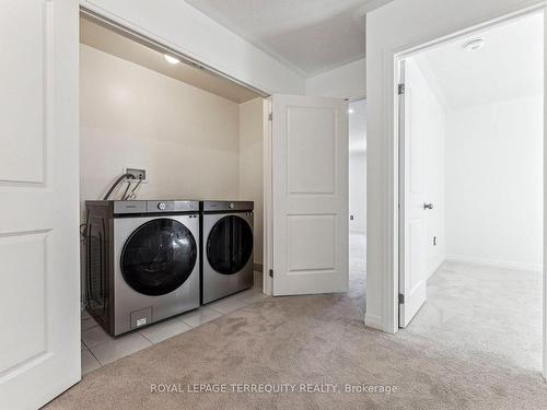 15 Clipper Lane, Clarington, ON - Indoor Photo Showing Laundry Room