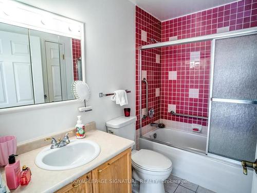 115-115 Bonis Ave, Toronto, ON - Indoor Photo Showing Bathroom