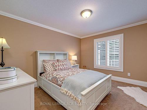 82 Greenway Dr, Wasaga Beach, ON - Indoor Photo Showing Bathroom