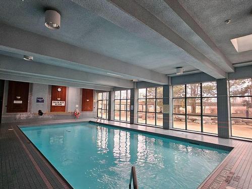 403-4460 Tucana Crt E, Mississauga, ON - Indoor Photo Showing Other Room With In Ground Pool