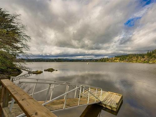 960 Arundel Dr, Saanich, BC - Outdoor With View
