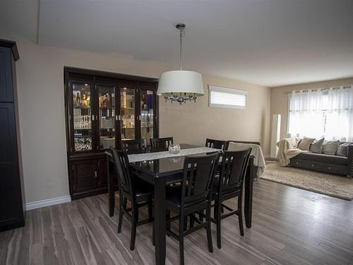 1771 Broadway Avenue, Thunder Bay, ON - Indoor Photo Showing Dining Room