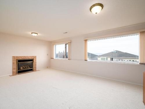 14-2030 Van Horne Drive, Kamloops, BC - Indoor Photo Showing Other Room With Fireplace