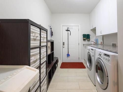 3001 Hilton Drive, Merritt, BC - Indoor Photo Showing Laundry Room