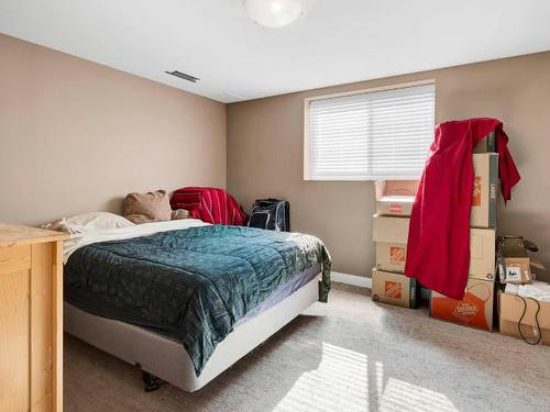 3001 Hilton Drive, Merritt, BC - Indoor Photo Showing Bedroom