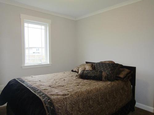 825 Huffman Court, Fort Frances, ON - Indoor Photo Showing Bedroom
