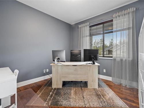 12815 Shoreline Drive, Lake Country, BC - Indoor Photo Showing Office