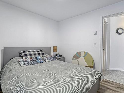 Master bedroom - S01-9241 Boul. Lasalle, Montréal (Lasalle), QC - Indoor Photo Showing Bedroom