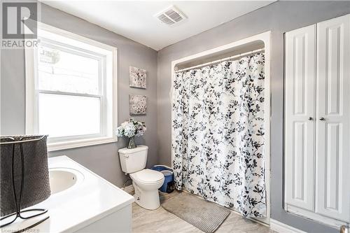 2452 Queensway Road, North Bay, ON - Indoor Photo Showing Bathroom