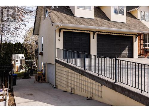 4246 Eso Court, Kelowna, BC - Outdoor With Exterior
