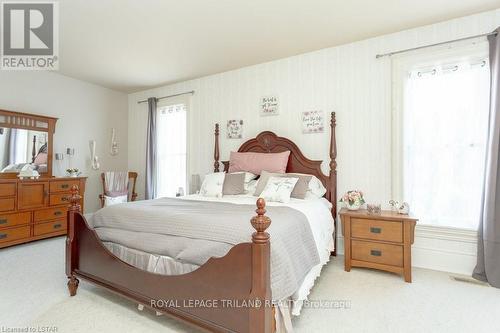 1244 Talbot St, St. Thomas, ON - Indoor Photo Showing Bedroom