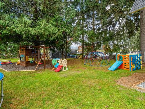 3513 Hallberg Rd, Nanaimo, BC - Outdoor With Backyard